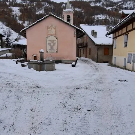 Casa Grande Marianna Apartment Pragelato
